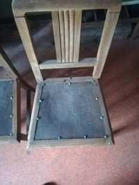 Cadeiras clássicas resistentes em madeira maciça