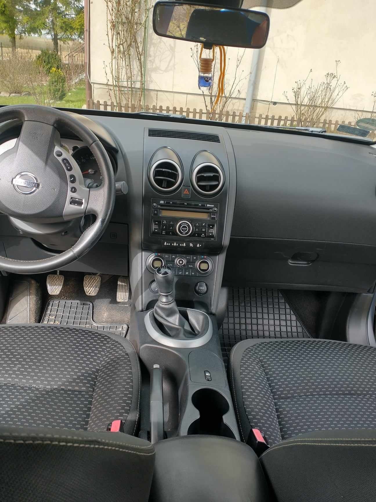 Nissan Qashqai j10 2.0 benzyna