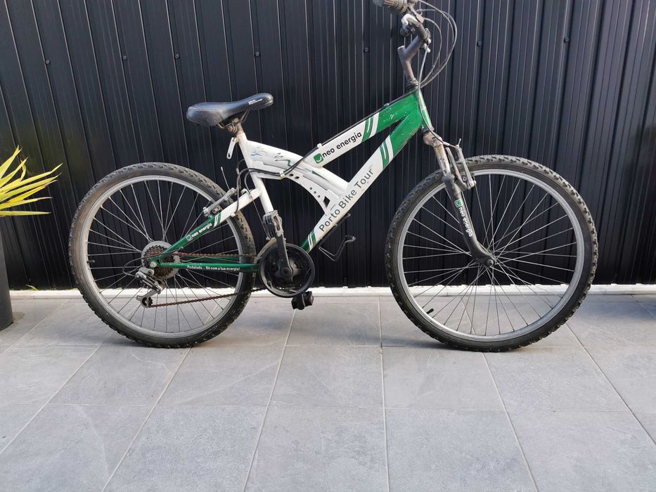 Bicicleta barata. Porto Bike Tour