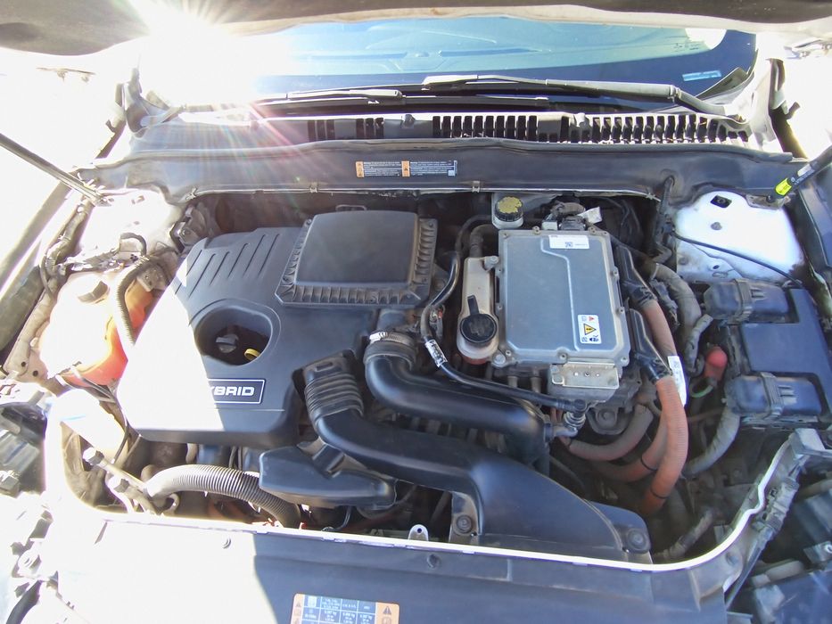 Ford fusion hybrid titanium 2015