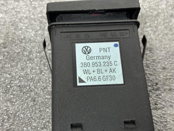 Botão / interruptor 4 piscas VOLKSWAGEN Passat (3B2)