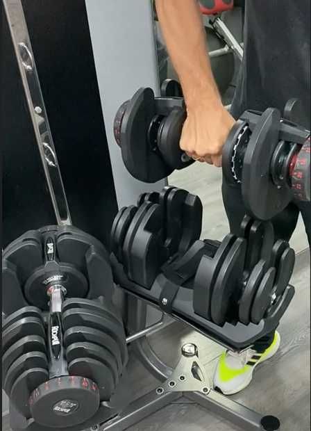 гантеля до 40 кг регулируемая 17 уровней + платформа гантелі гантель