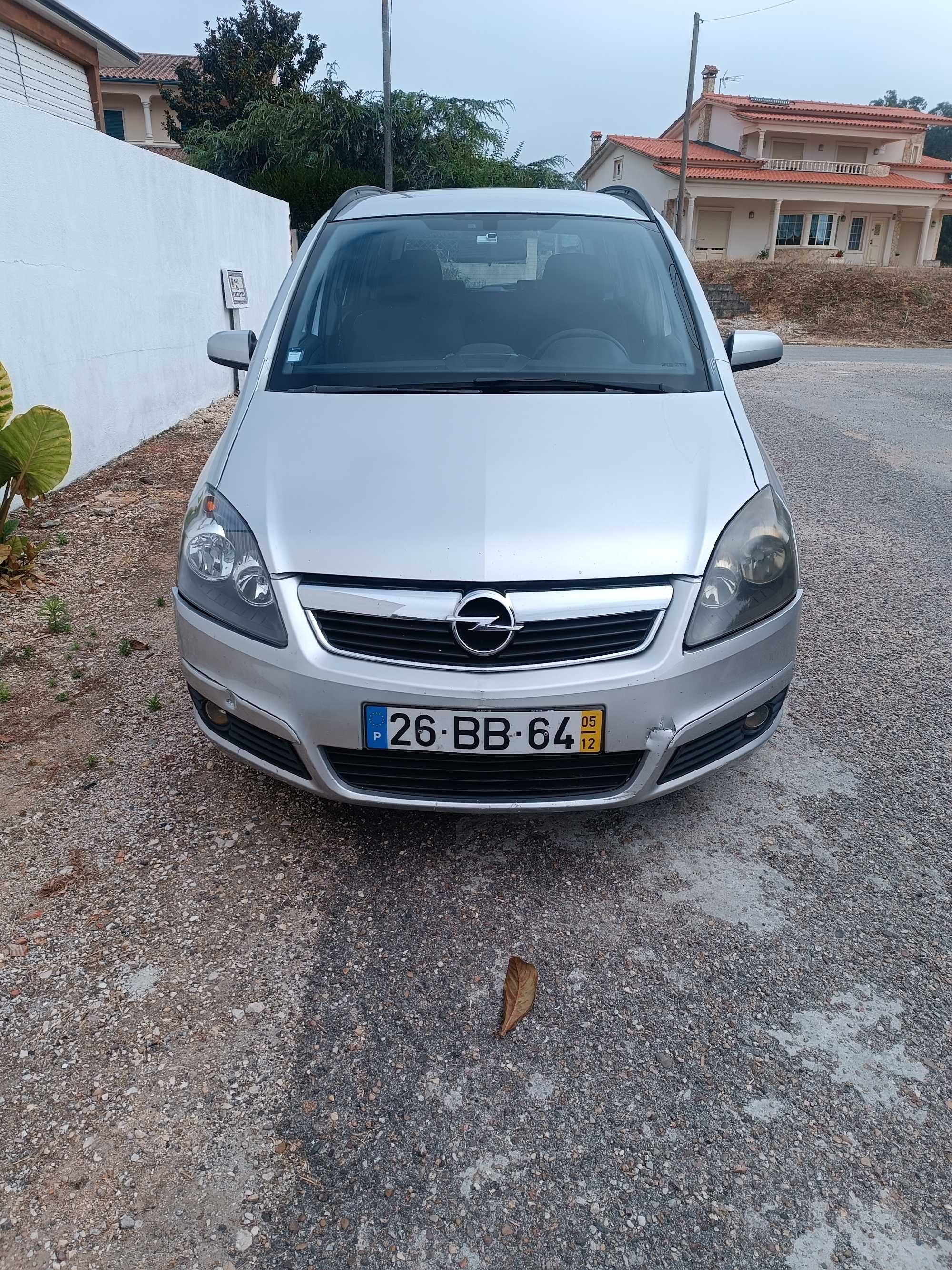 Opel Zafira CDTi 1.9 / 2005 / 7 Lugares | Económica | Espaçosa | €2000