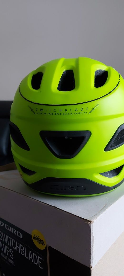 Kask rowerowy  GIRO SWITCHBLADE r.S.