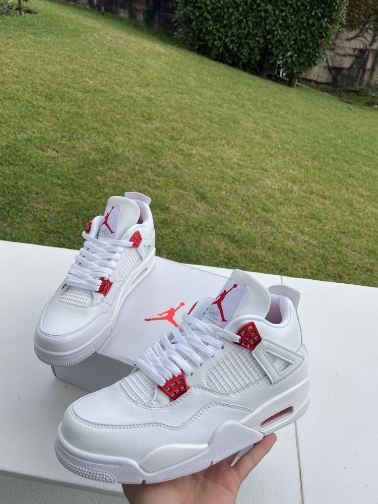 Jordan 4 Metalic Red