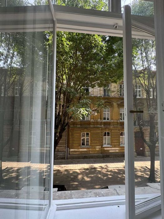 Дворівневі апартаменти по вул Ковжуна 2/5