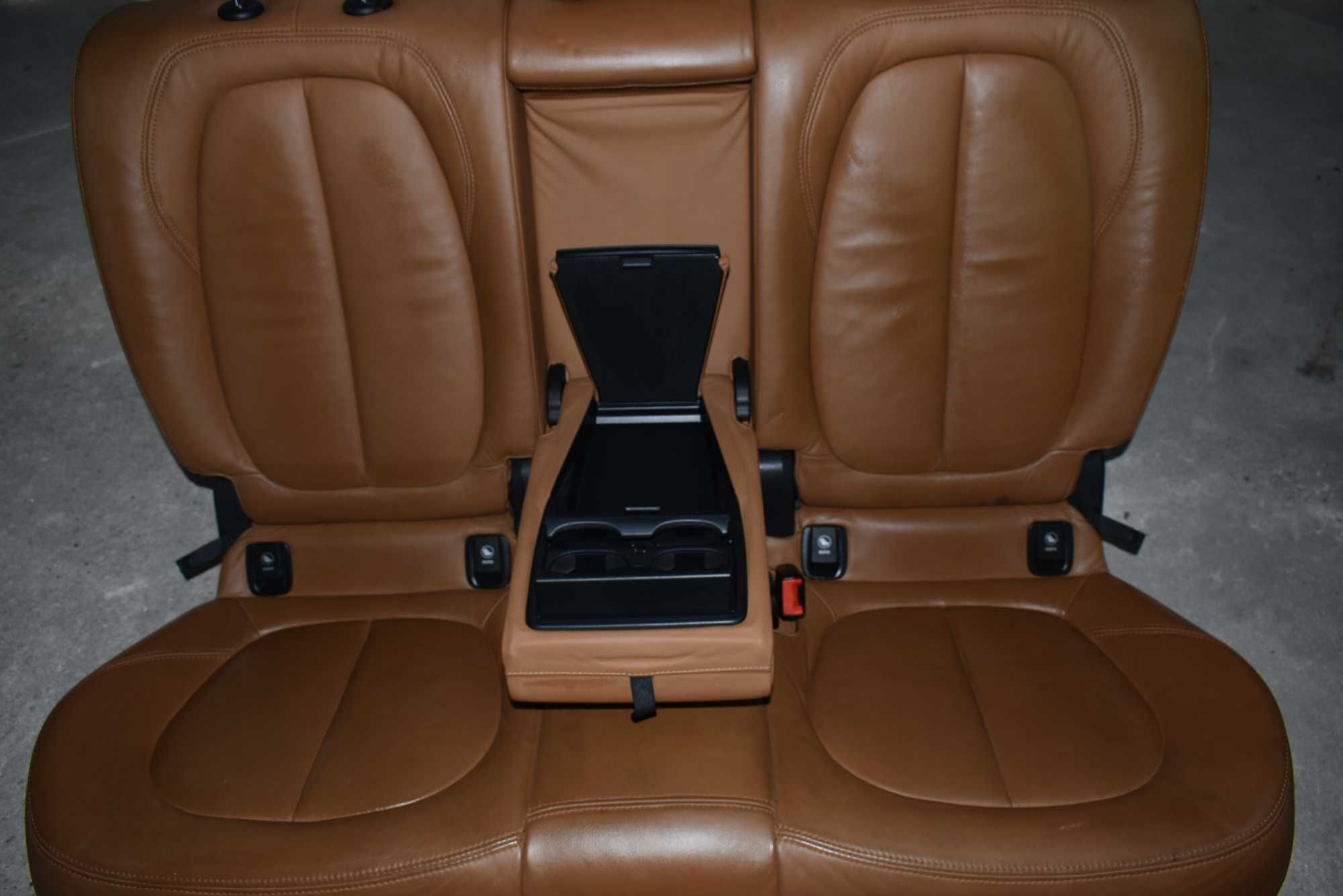 Bancos castanhos bmw f45