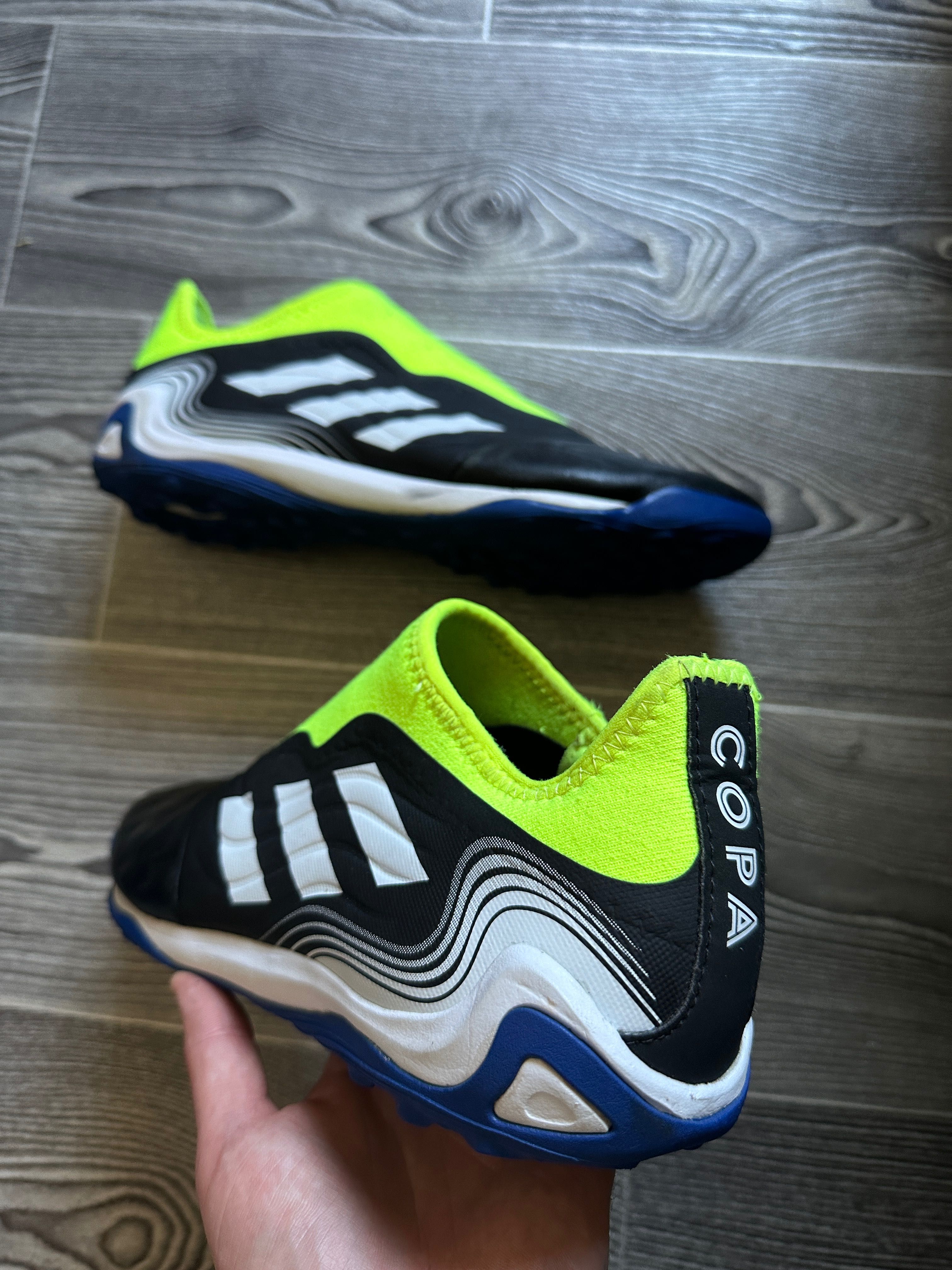 Сороконожки adidas Copa размер 43,5 стелька 27,5 см