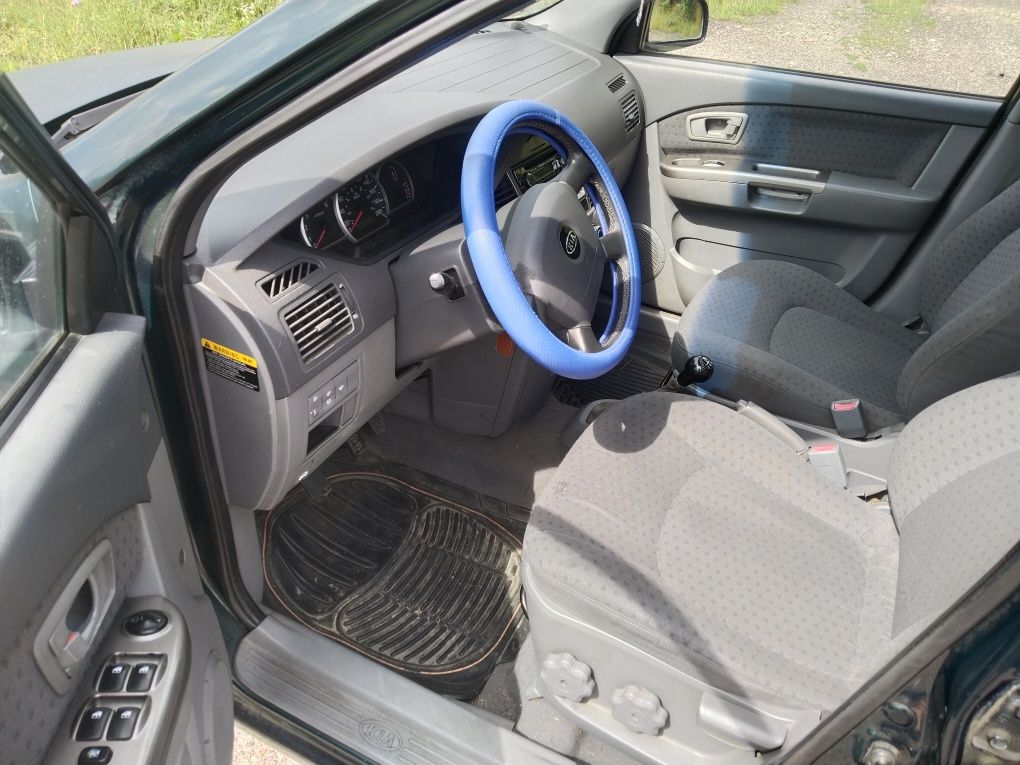 Kia carens 2.0 crdi