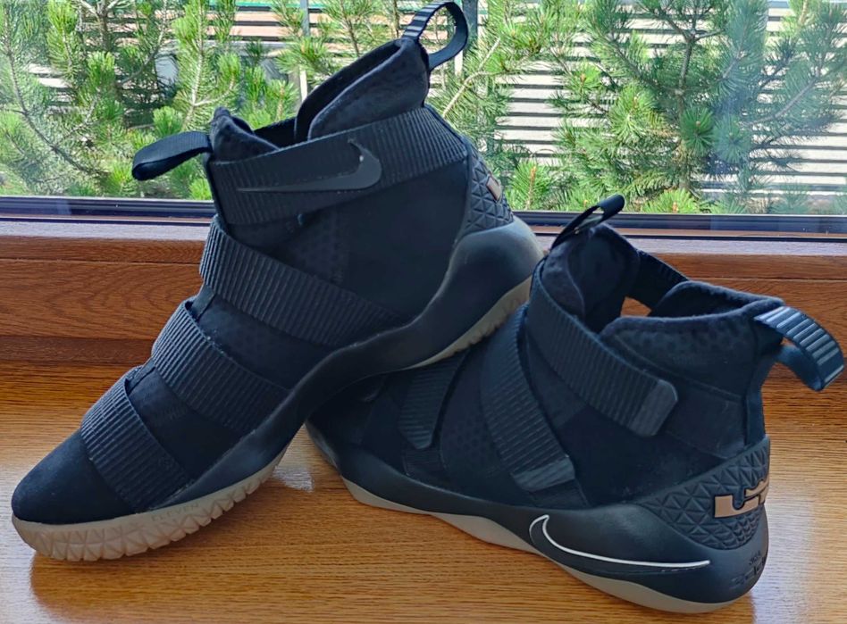 897644 Buty Nike LeBron Soldier 11 Rozmiar:45.5