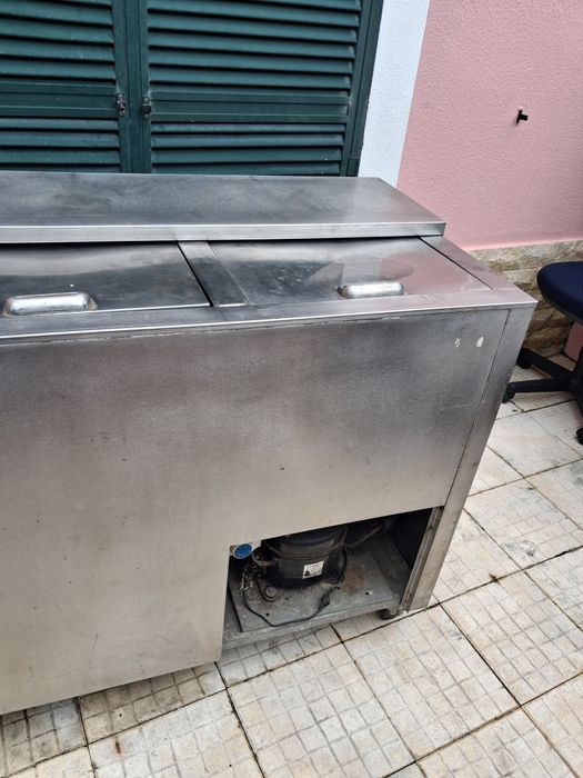 Balcão frigorífico a funcionar normalmente