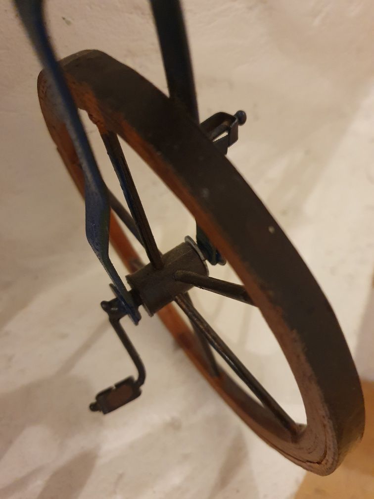 RZEŻBA/FIGURA rower,ozdoba z ceramiki,prowensalski,na prezent