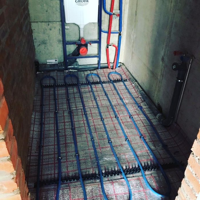 Монтаж труб Uponor,Rehau,Tece