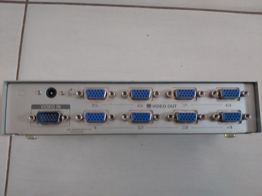 Aten VS98A 8-Port Video Splitter