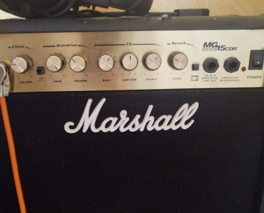 Комбоусилитель Marshall MG 15 CDR