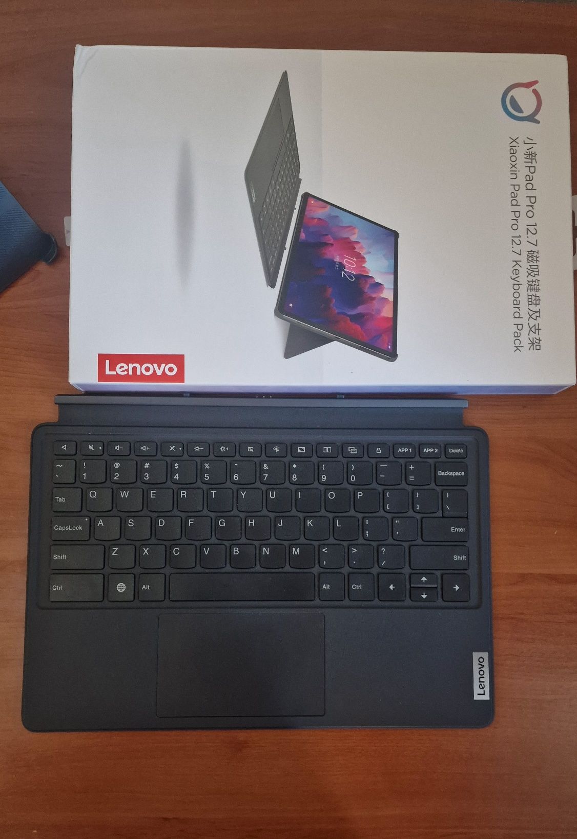 CAPA TECLADO Lenovo P12 12,7"