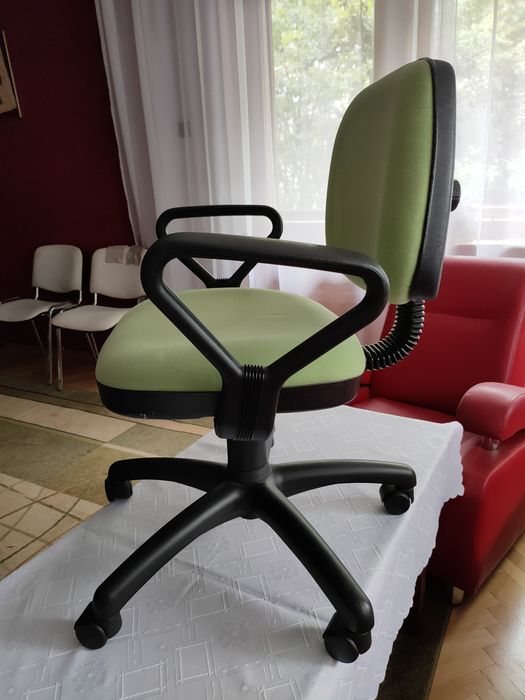 Krzesło biurowe młodzieżowe Play GTP