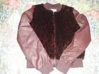 Bomber jacket em bordeaux com pelo