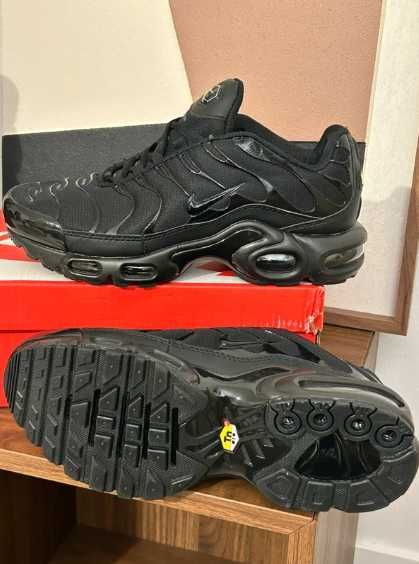 Buty meskie Mokasyny Nike_Max_TN_Plus_Black R.39