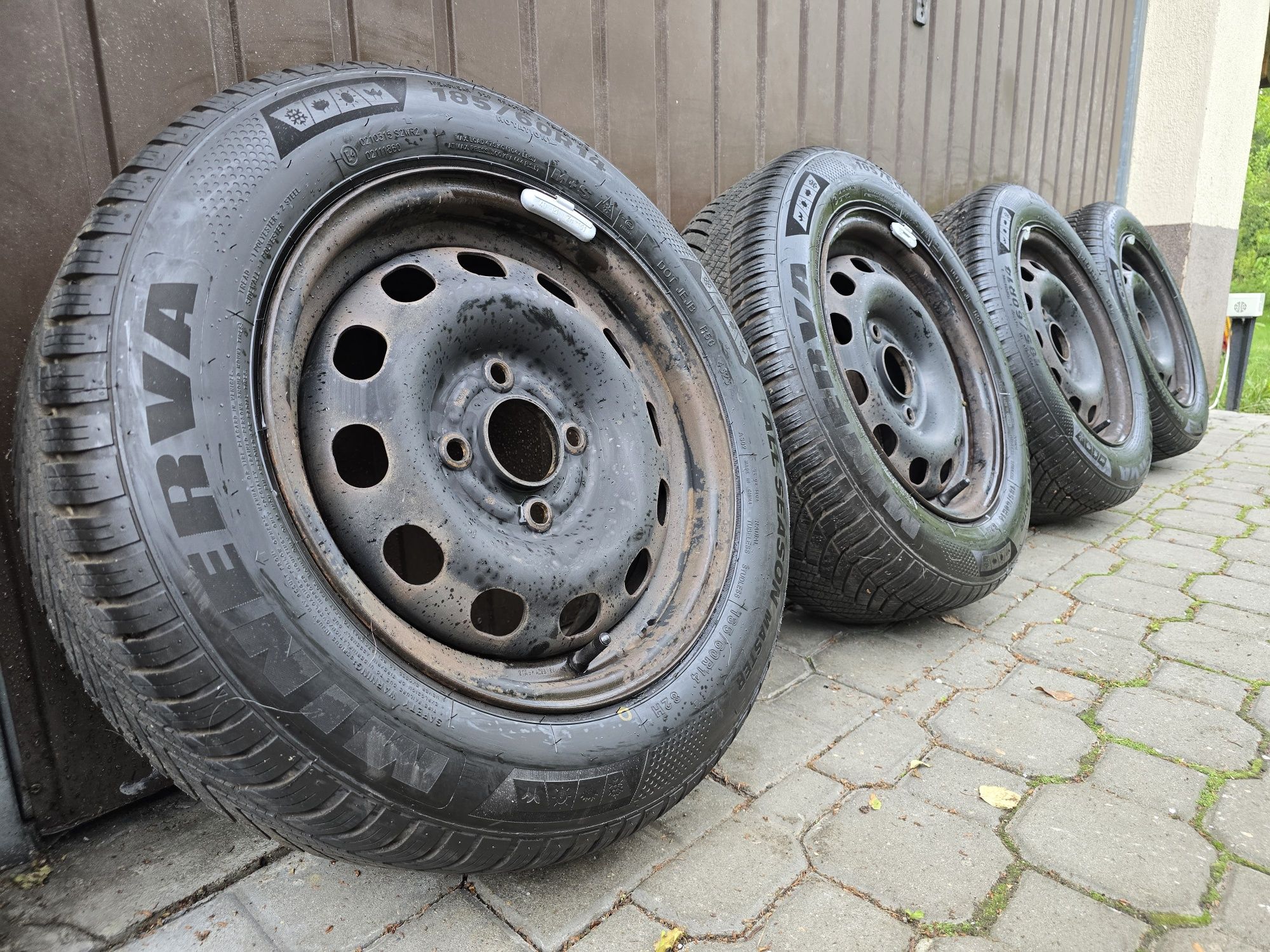 Felgi z oponami 185/60R14 Ford Fiesta 4x108 Fusion Focus Puma KA+