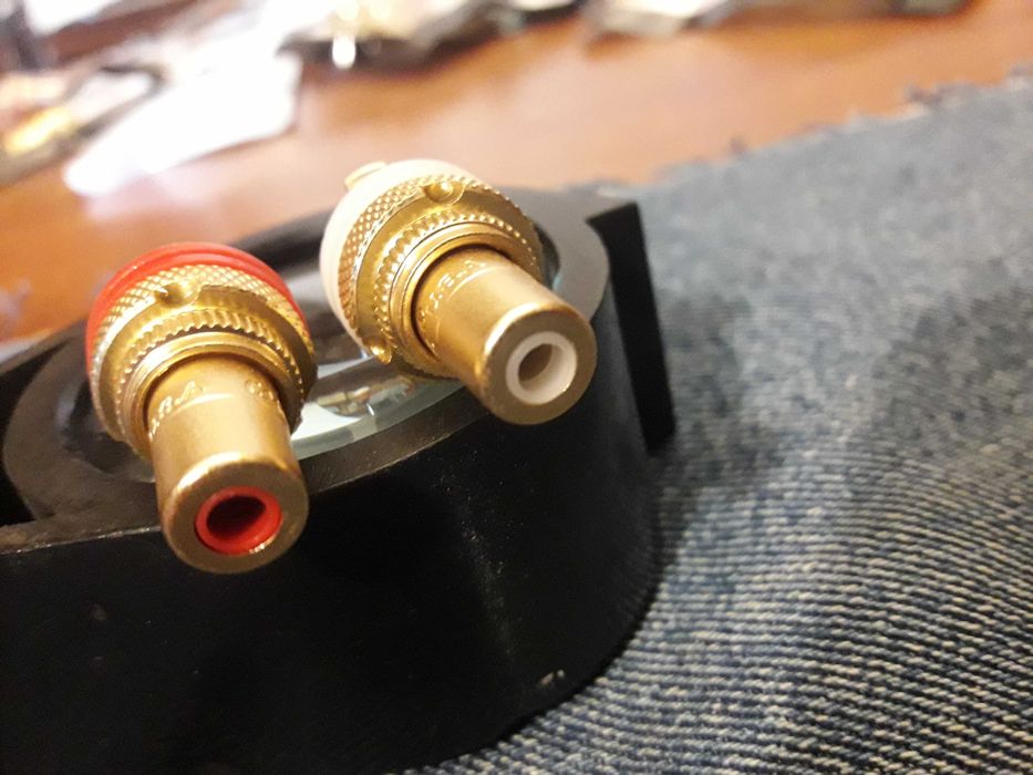Разьем RCA . pair . левы-правый . тефлон PTFE бренд CMC