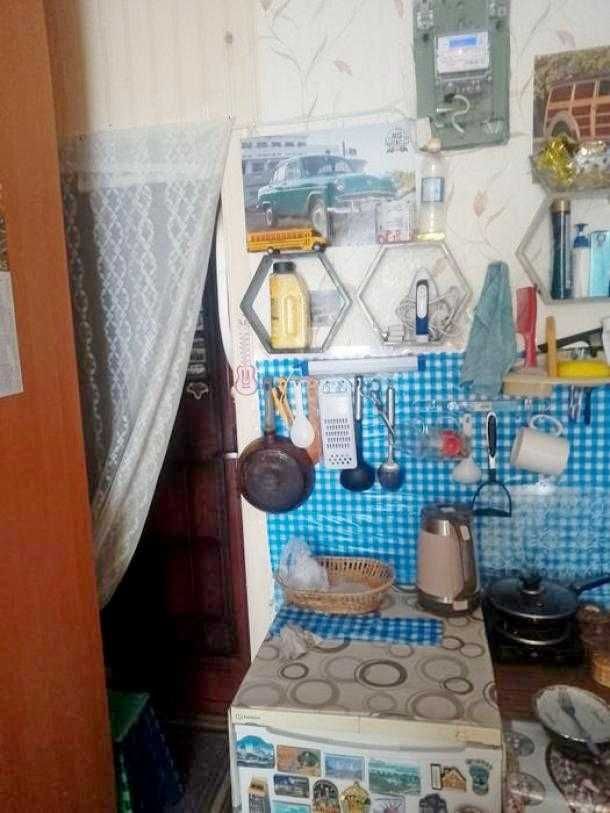 Продам дёшево гостинку возле метро Тракторный завод
