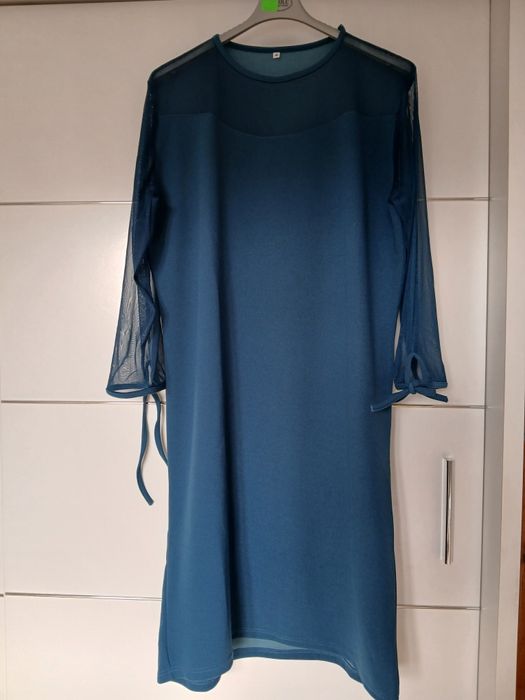 Wizytowa sukienka - rozmiar 48