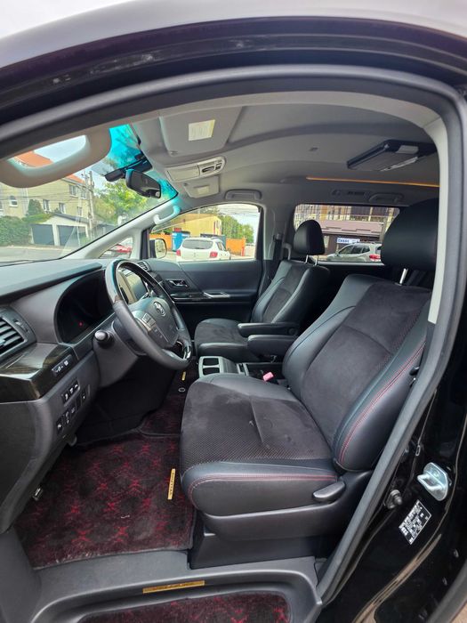 Toyota Vellfire 2013 2.4 автомат