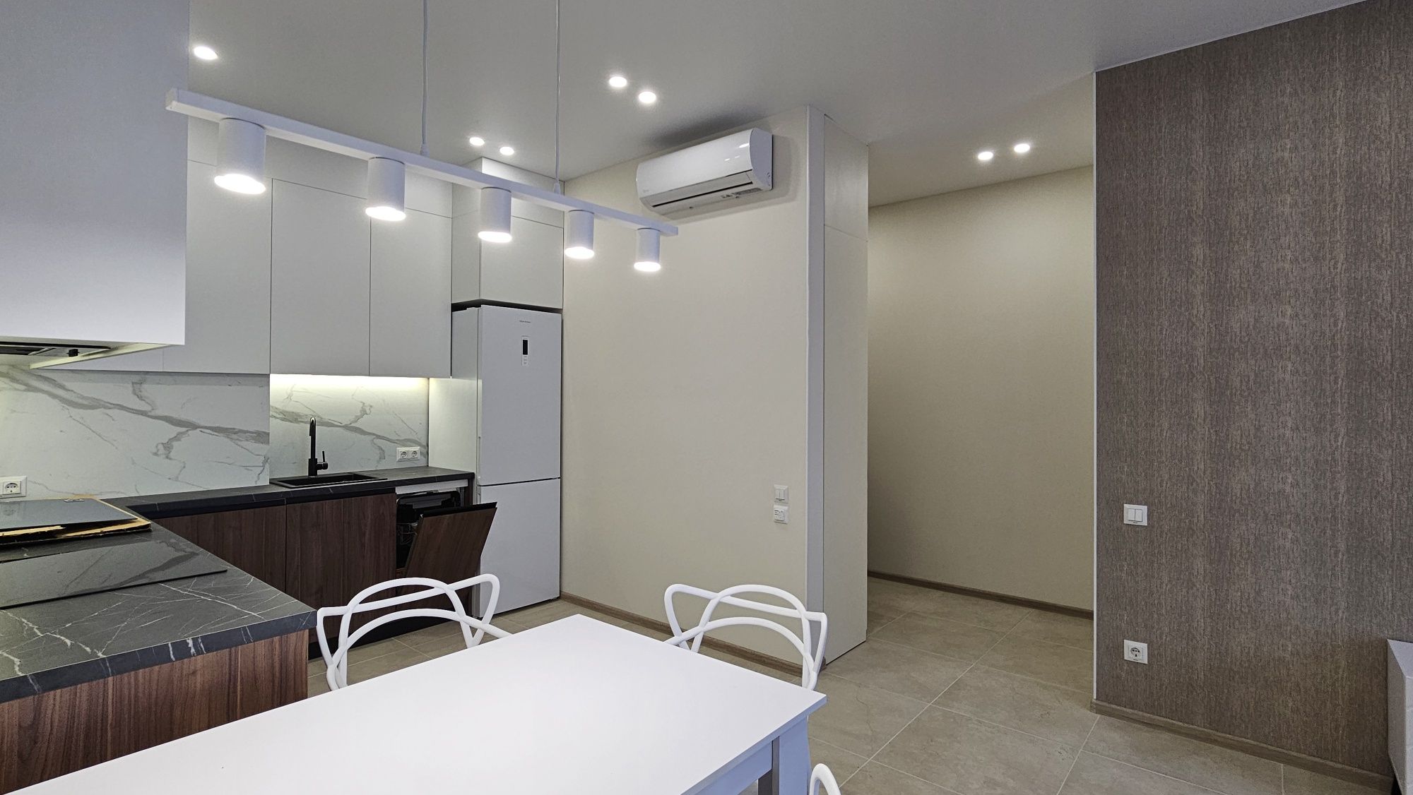 Оренда 2к квартири, Greenville, Лук‘янівка. ГЕНЕРАТОР