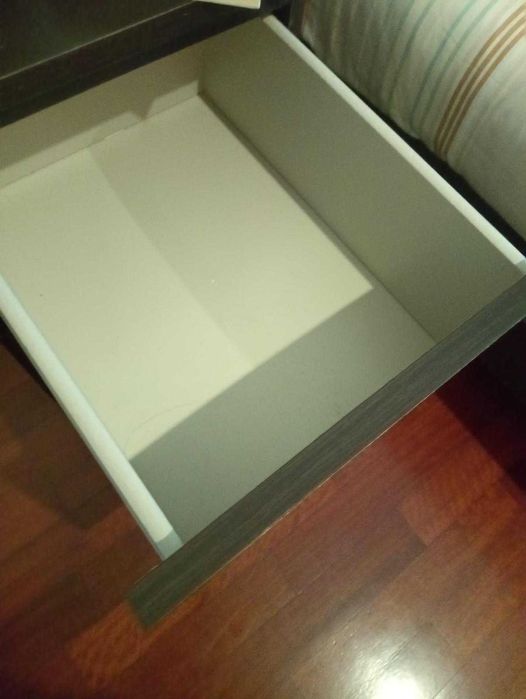 Mobília de quarto preta - Ikea