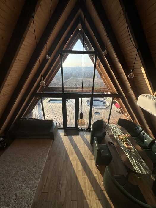 Оренда будинку з чаном, басейном, мангалом — Ужгород 15 хв