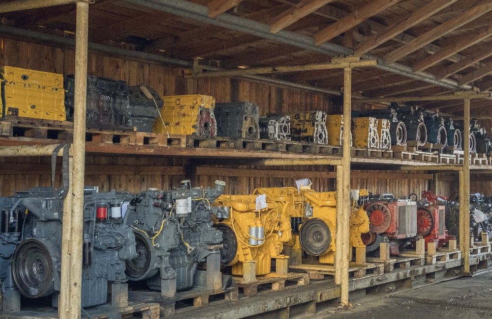 Silnik spalinowy - Deutz F10L513 - V10