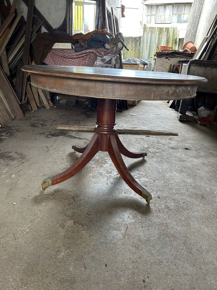 Mesa de sala de jantar