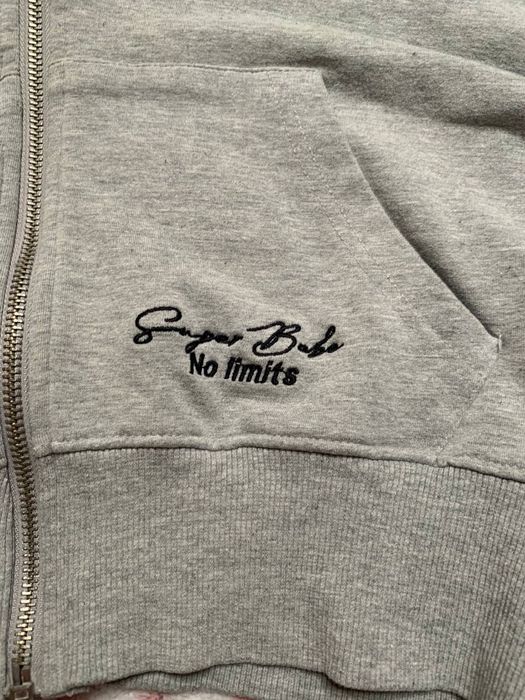 укорочена зіпка Bershka