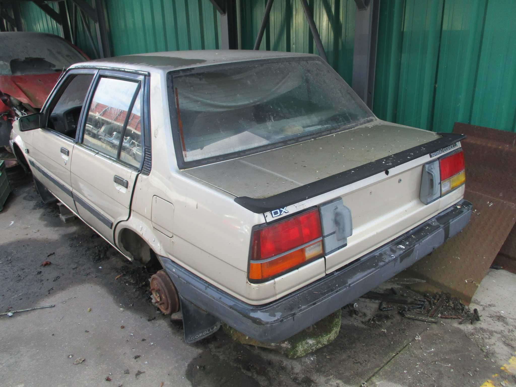 Toyota Corolla E80 Para peças