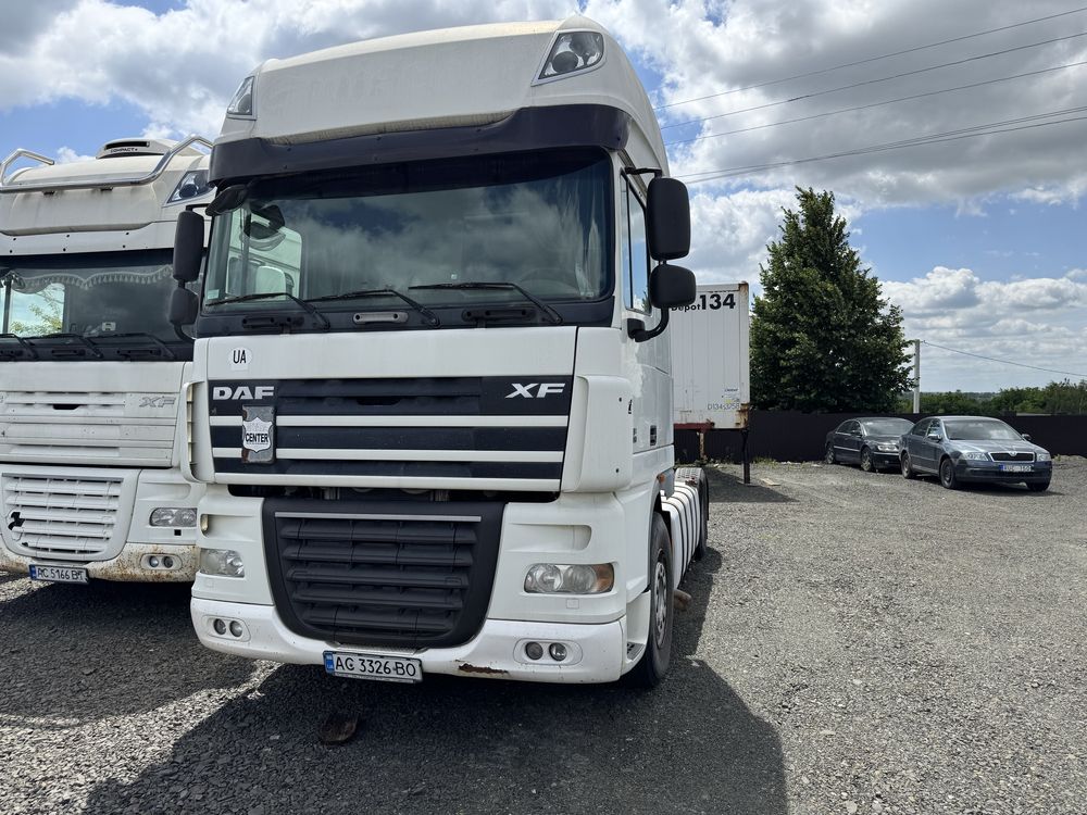 Тягач Daf xf 105