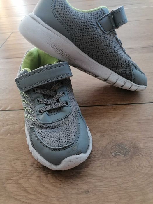 Buty sportowe chłopięce rozmiar 30