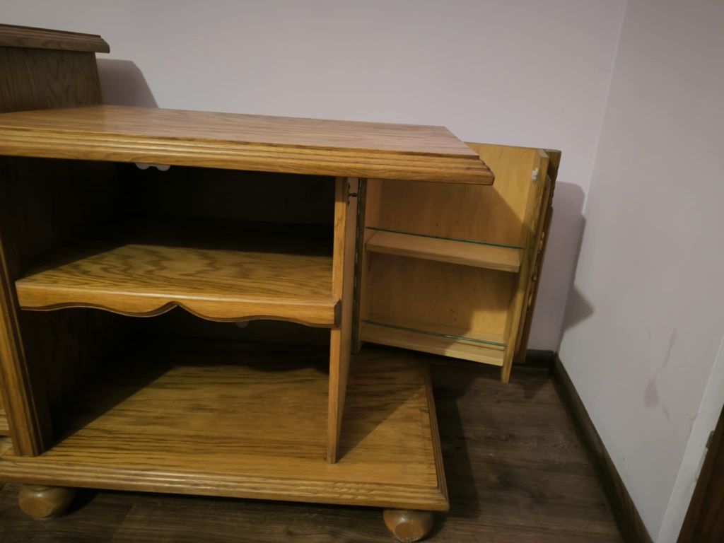 Rezerwacja Meble drewniane do salonu zestaw