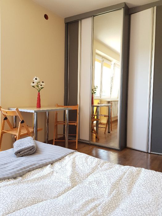 Nocleg Pokoje Brzeziny 55 zł/dobę 2,3,4-osobowe. Przy głównej trasie