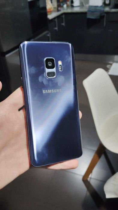 Telemóvel Samsung Galaxy S9 | 64GB ROM 4GB RAM