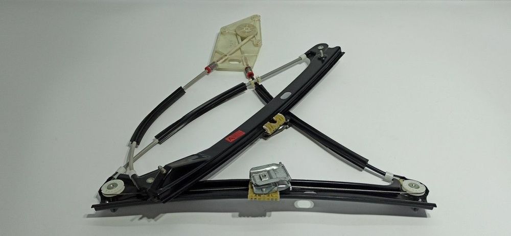 ELEVADOR FRENTE ESQUERDO VOLKSWAGEN POLO (6R1) ADVANCE