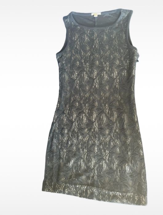 Czarna sukienka z dodatkiem koronki, z wiskozy. Esprit.