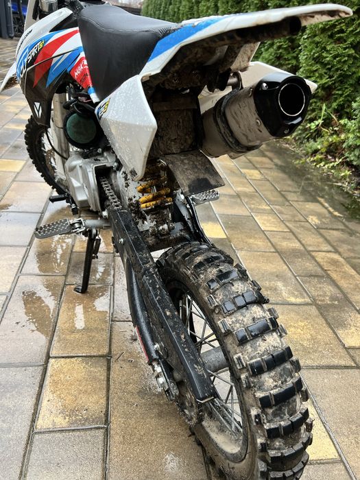 Мотоцикл YCF Start 125