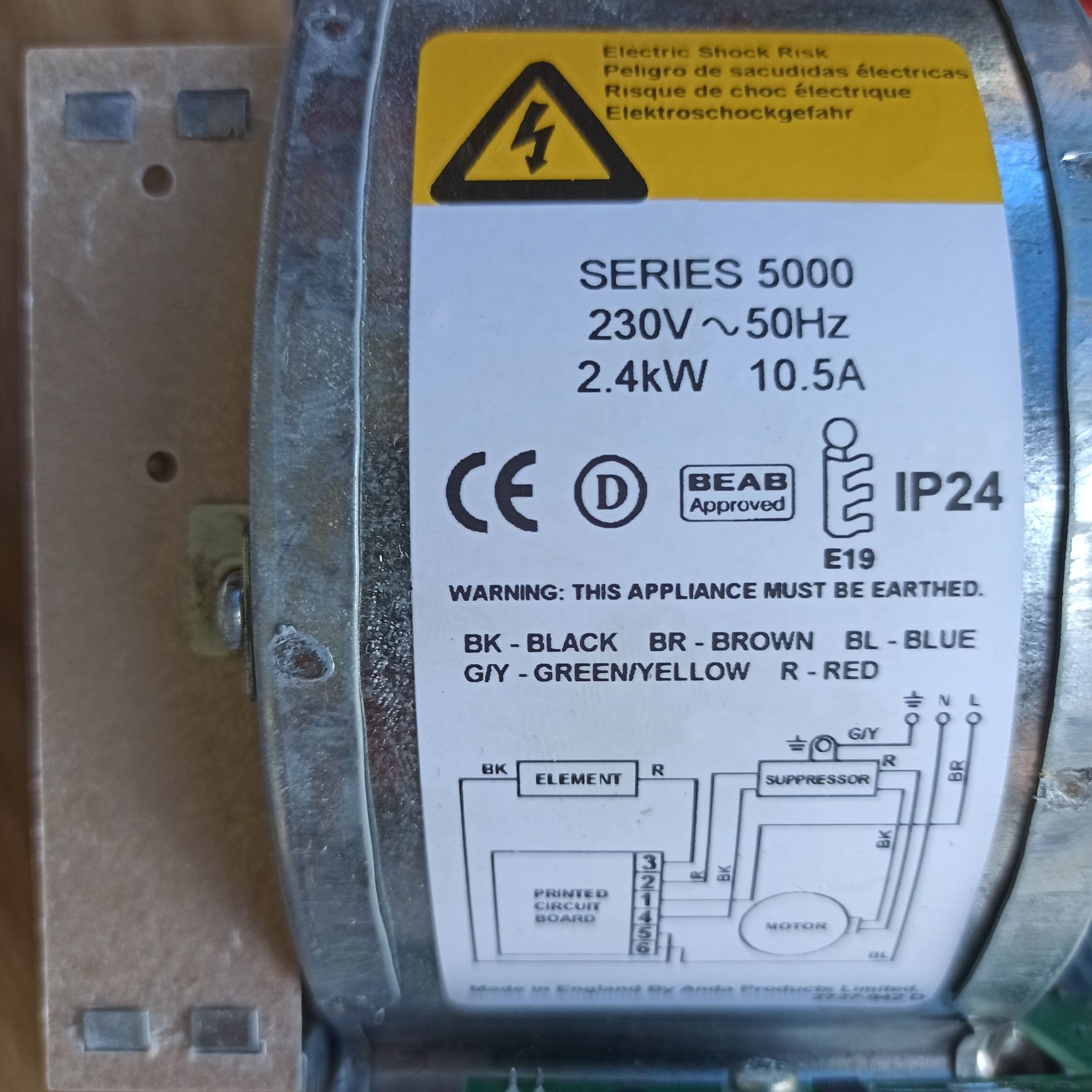 Automaryczna suszarka do rąk i twarzy APL Series 5000 ST