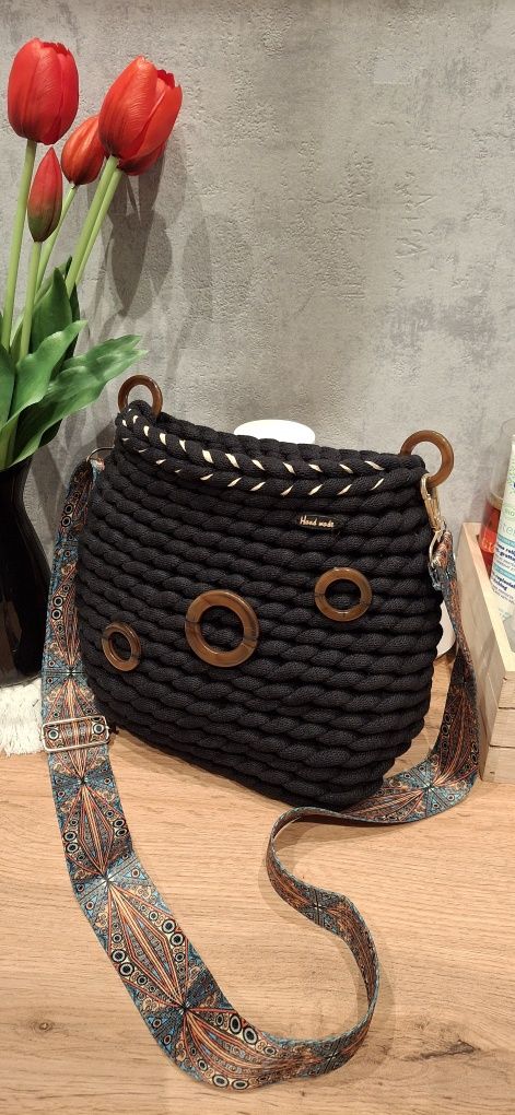 Torebka czarna  boho z grubo plecionego sznurka bawełnianego