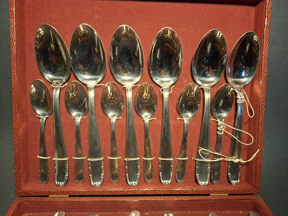 Sztućce Auerhuhn rostfrei 24 szt