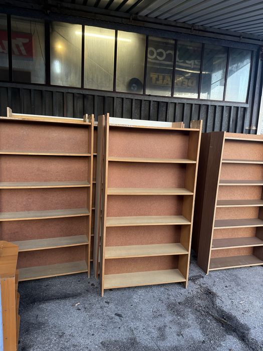 Ragały drewniane stare solidne pólki szafki magazyn