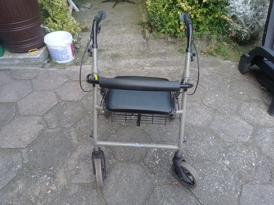 Hodzik dla osoby niepełnosprawnej