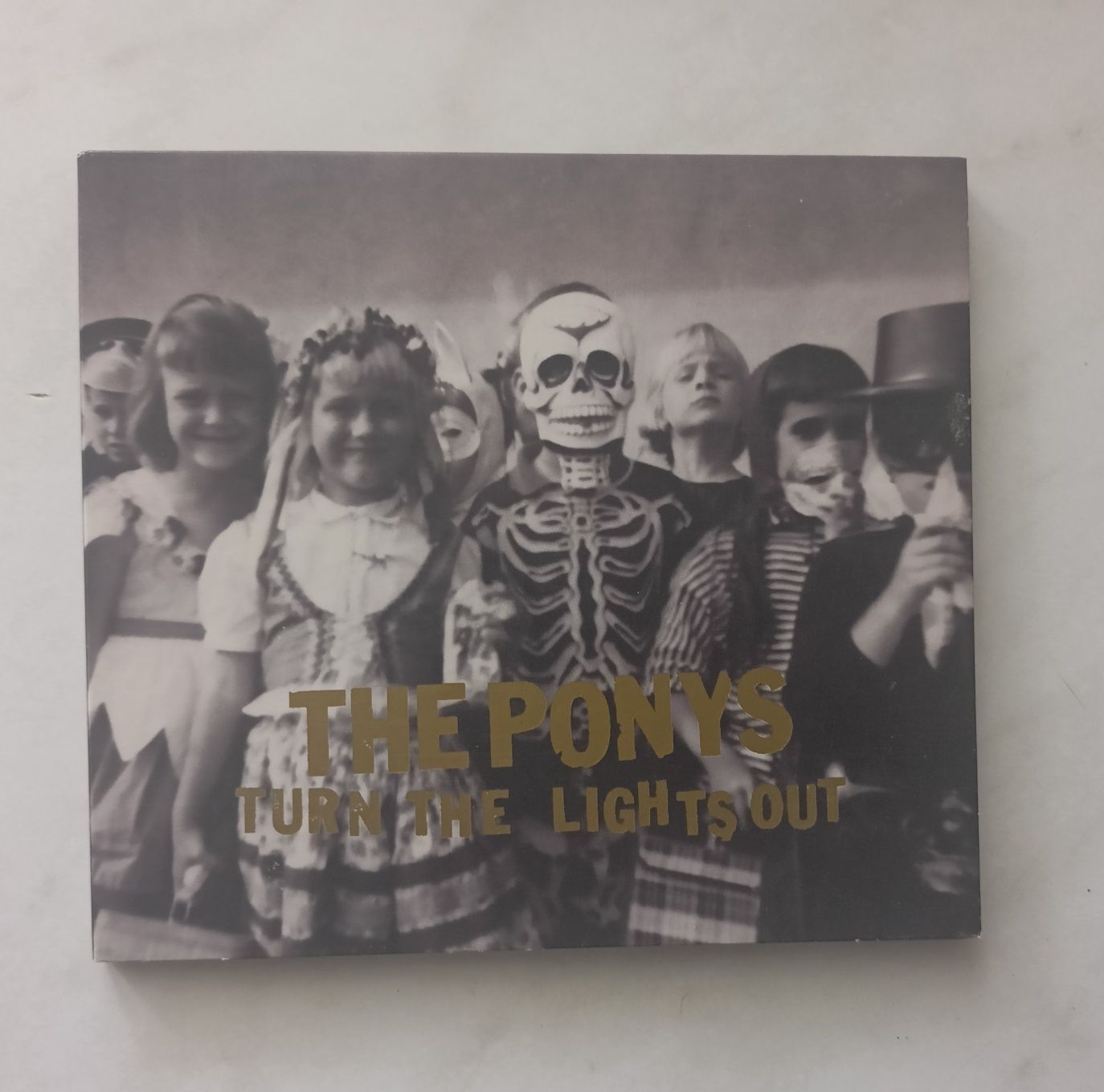 The Ponys - Turn the lights out
