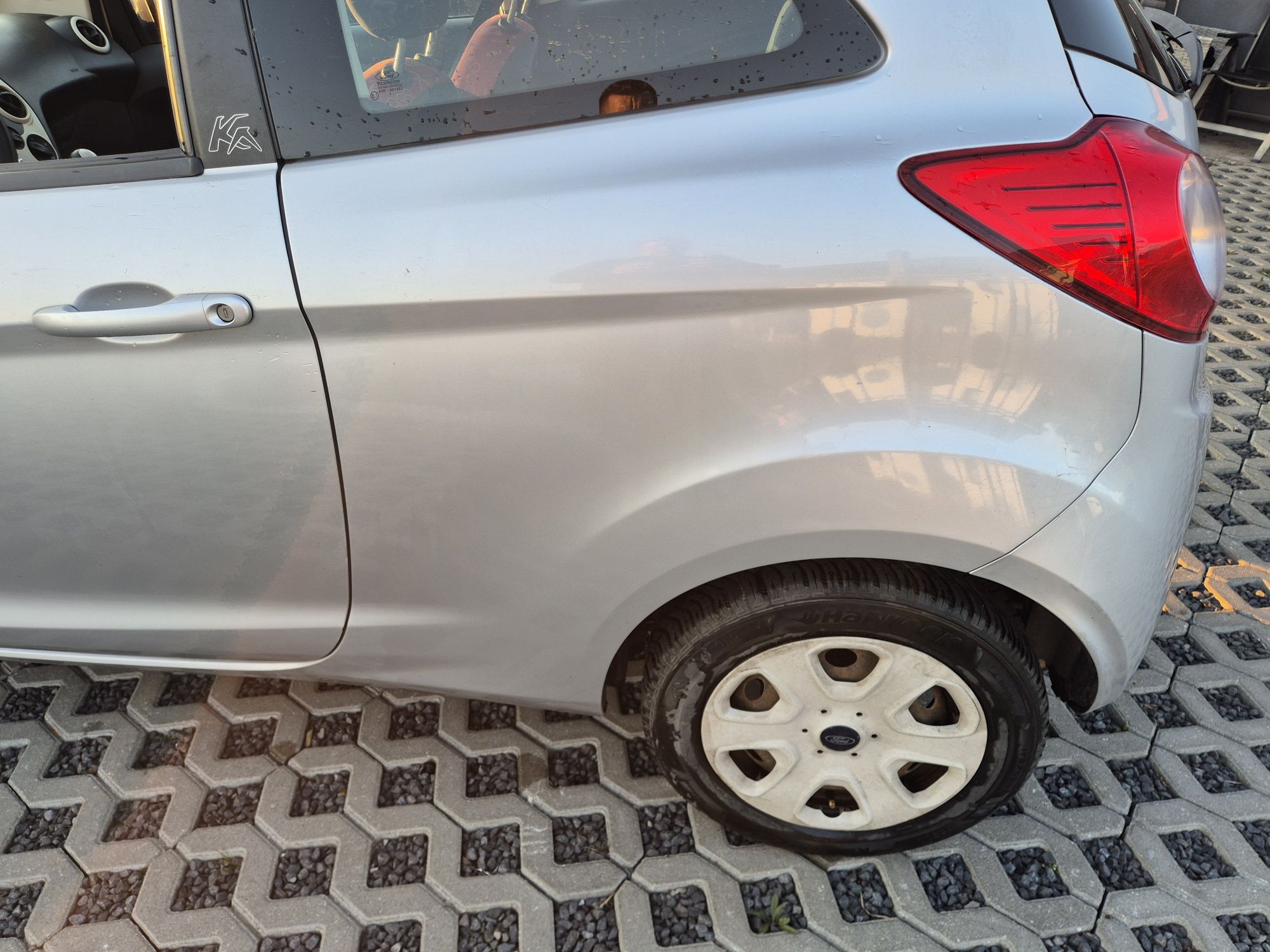 błotnik tylny podłużnica wanna pas ford Ka kl M0 D9 19